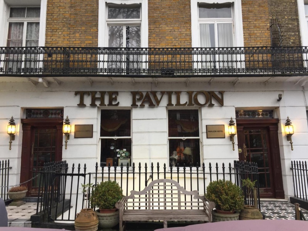 Pavilion Hotel Main image
