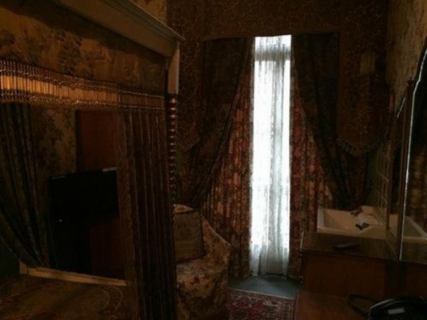 Pavilion Hotel image 25